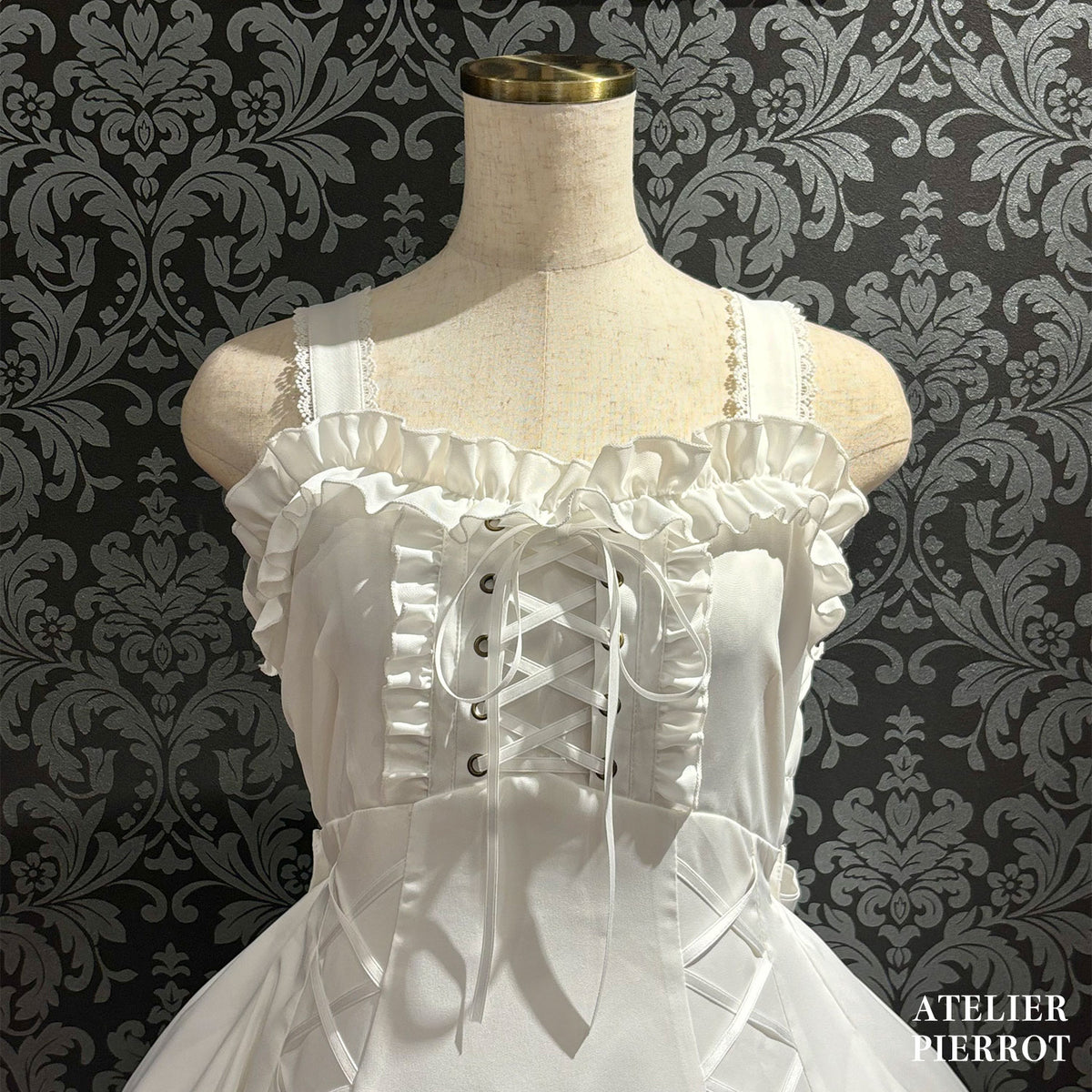 【ATELIER PIERROT】　★J'accepte maintenant les réservations★ AdenophoraJupe-pull babydollWhite/Bordeaux/Purple/Navy/Black