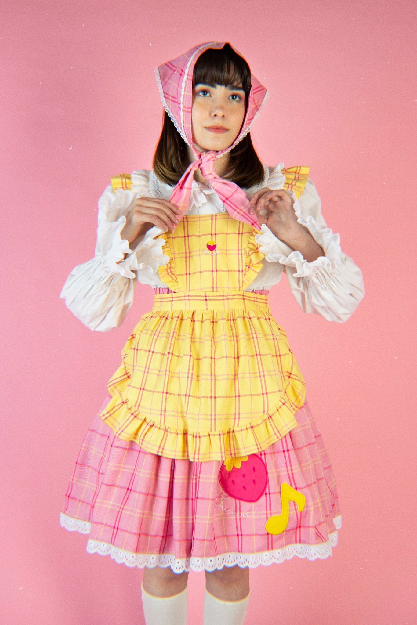 [Violet Fane] HAPPY TARTANS apron