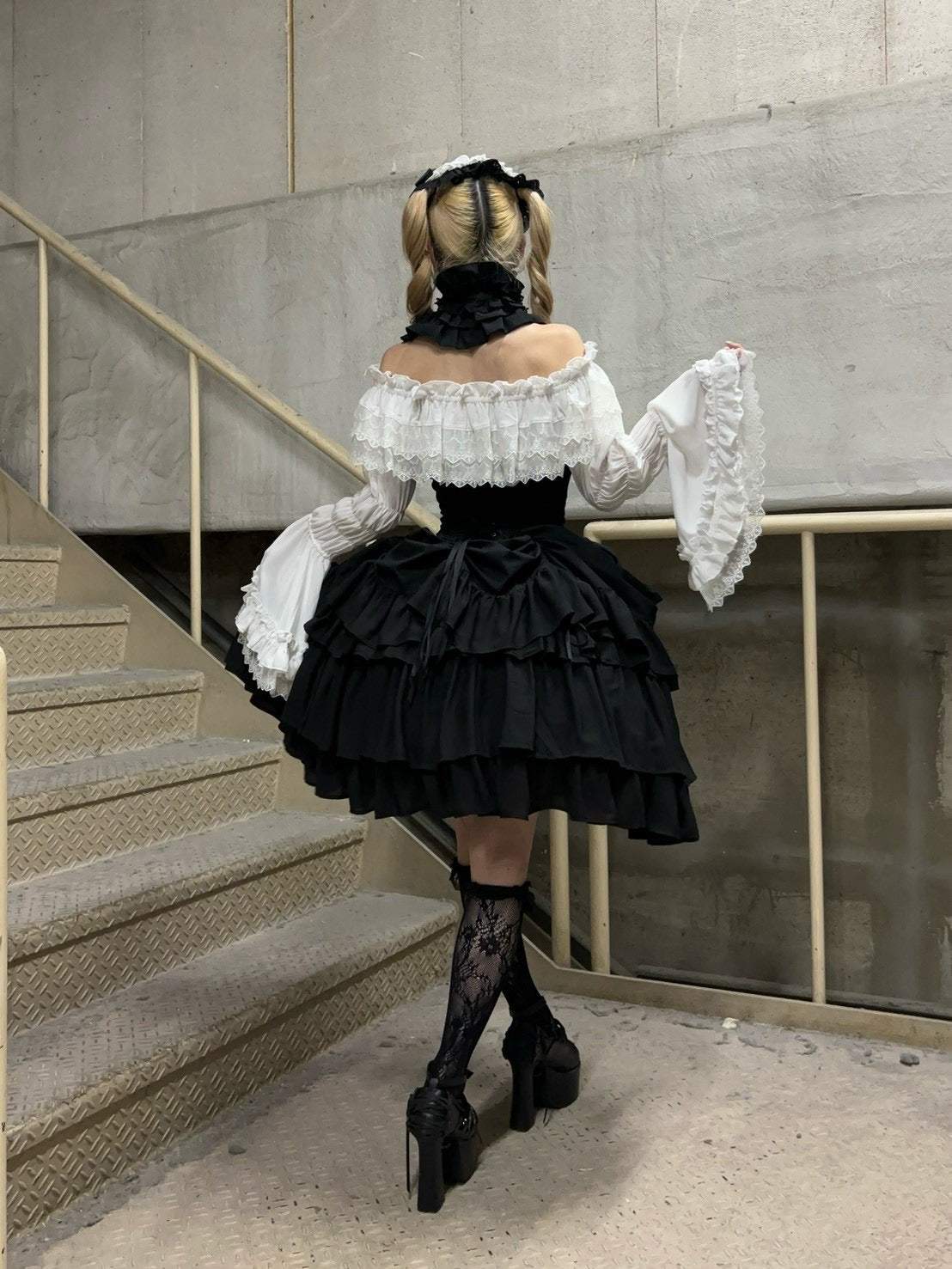 【ATELIER PIERROT】　★ご予約受付中★ Marionette Corset Skirt Set　ストライプ/ブラック