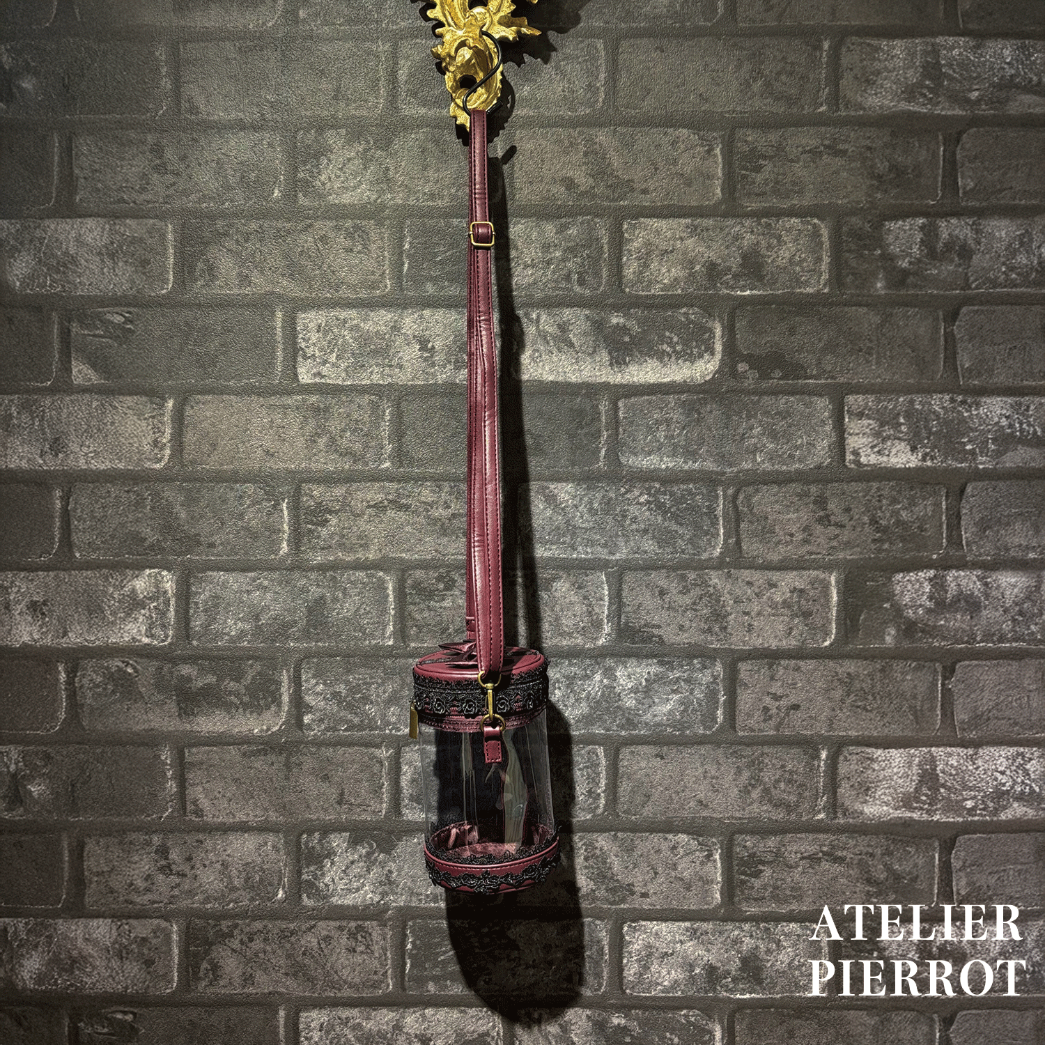 【ATELIER PIERROT】　 “Throne” Doll Pouch　ホワイト/ボルドー/ブラック　★11月中旬〜下旬発売★