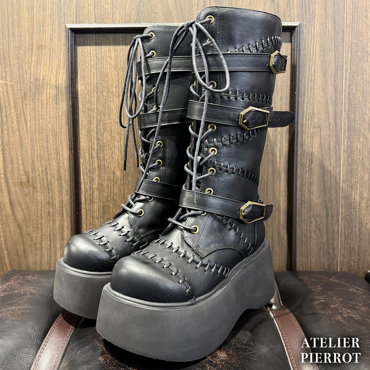 【ATELIER PIERROT】　★ご予約受付中★ “Nocturnal Grave”  Mended Boots　ホワイト/ブロンズ/ブラック  S/M/L/XL