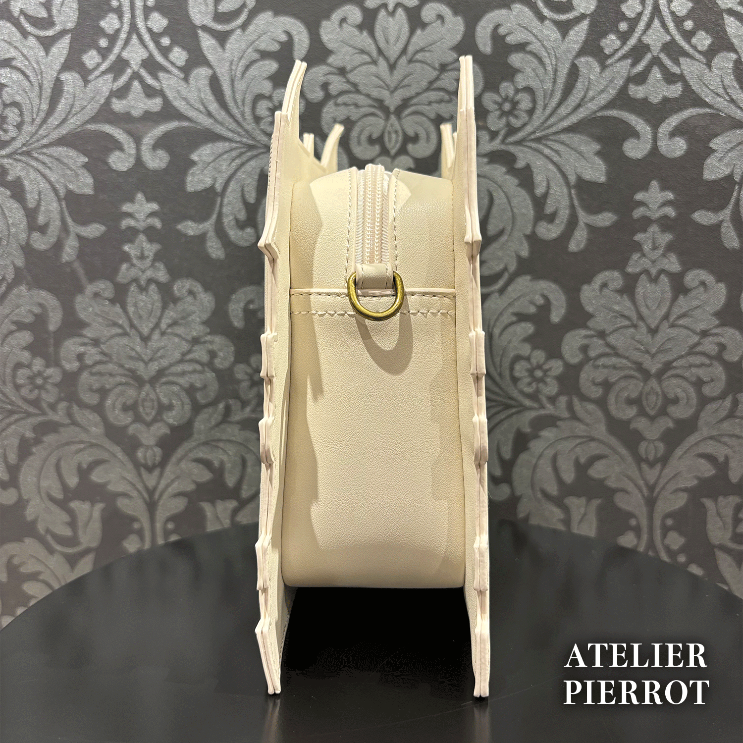 【ATELIER PIERROT】　Haunted House Pochette　ホワイト/パープル/ブラック　★11月中旬〜下旬発売★