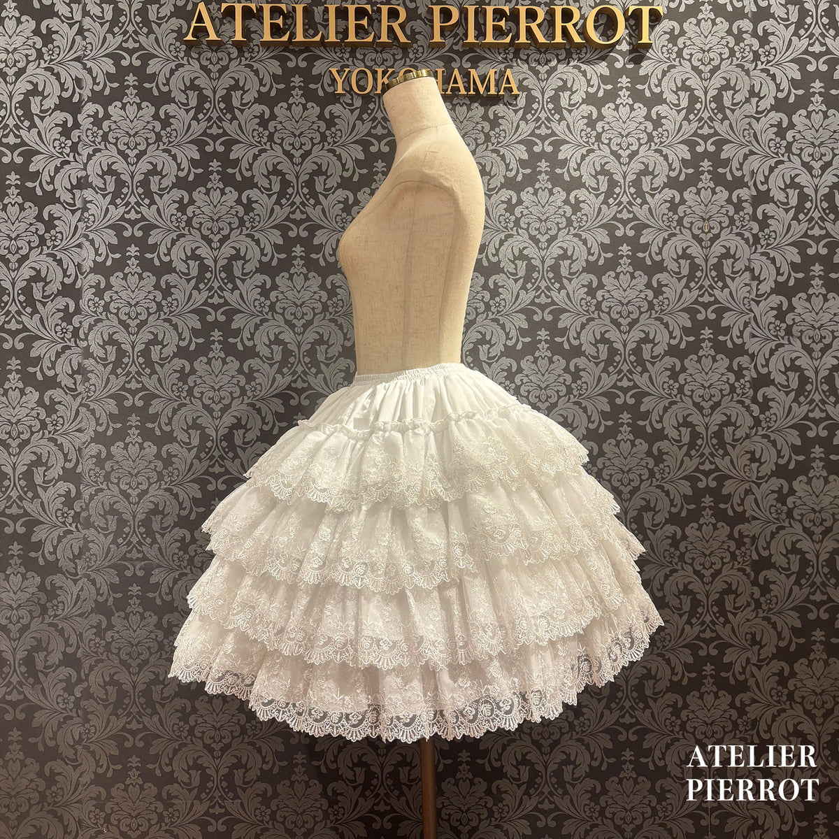 【ATELIER PIERROT】　★Now accepting reservations★ Camellia Lace Tiered SkirtWhite/Pink/Bordeaux/Purple/Navy/Black