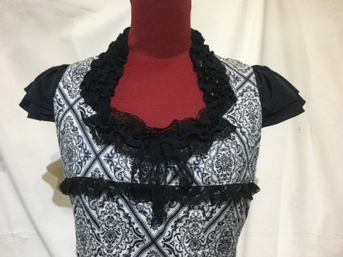 [Mármol] Vestido de vestimenta frontal de barrio de mármol Vestido corto / legal: azul marino gótico × azul oscuro × encaje negro