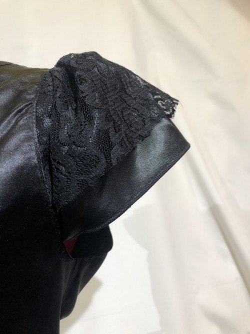 [Mármol] Vestido gótico de bullicio con flor de mármol Drep Tailandia: Negro