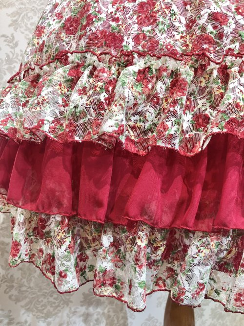 [Pina Sweet Collection] Pinas IEET -Kollektion Rose Ruffle Kleid rot