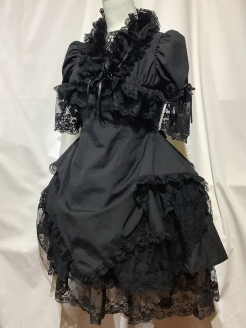 [Marmor] Marmorwechsel Total -Rüschenkleid+PALNIER mit Lautstärkespitzenrock: Schwarz x schwarze Spitze