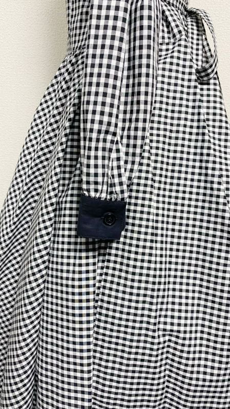 [PHYSICAL Drop] Physical drop long -sleeved retro one piece [black gingham]