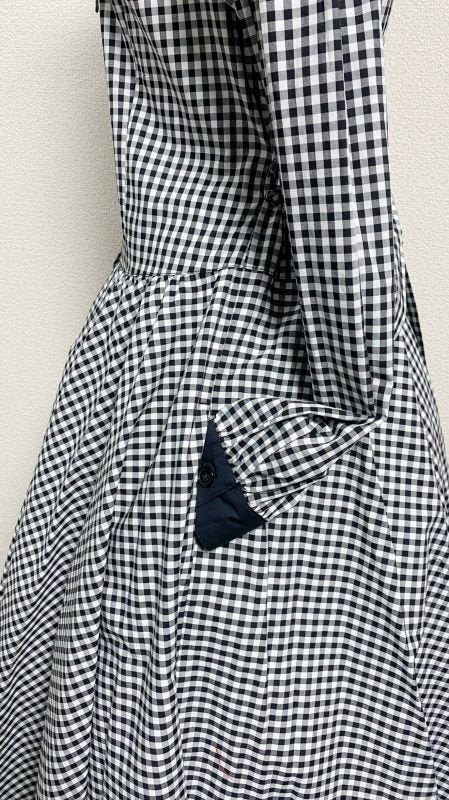 [Gota física] Drop Física de una sola pieza Retro Long -Sileged [Black Gingham]