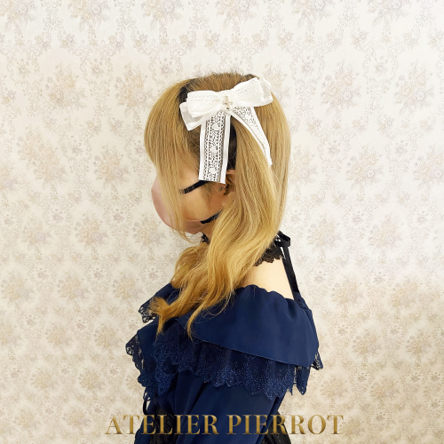 【ATELIER PIERROT】 Ribbon Cross Charm Clips White/ Black