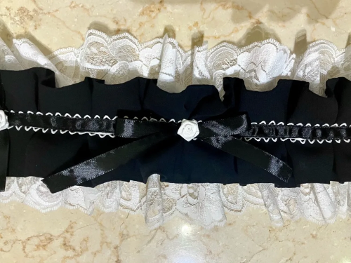 【MARBLE】マーブル　サテンバラ付きタックプリーツヘッドドレス：黒×白レース×白バラ