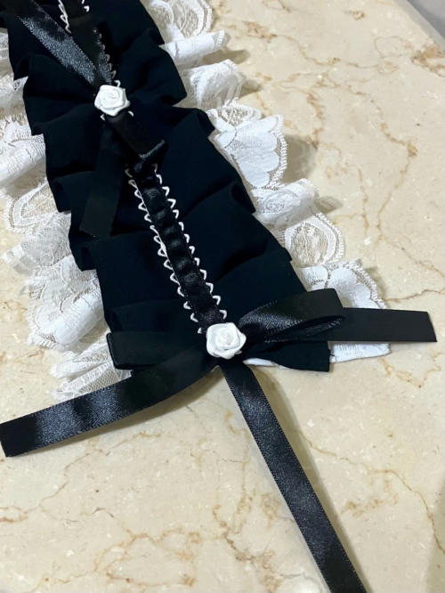 【MARBLE】マーブル　サテンバラ付きタックプリーツヘッドドレス：黒×白レース×白バラ