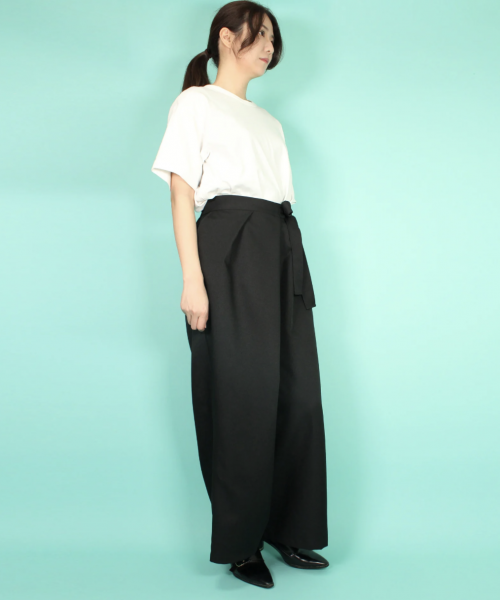 [HERHUM] Wide pants on Harham Tack Ribbon