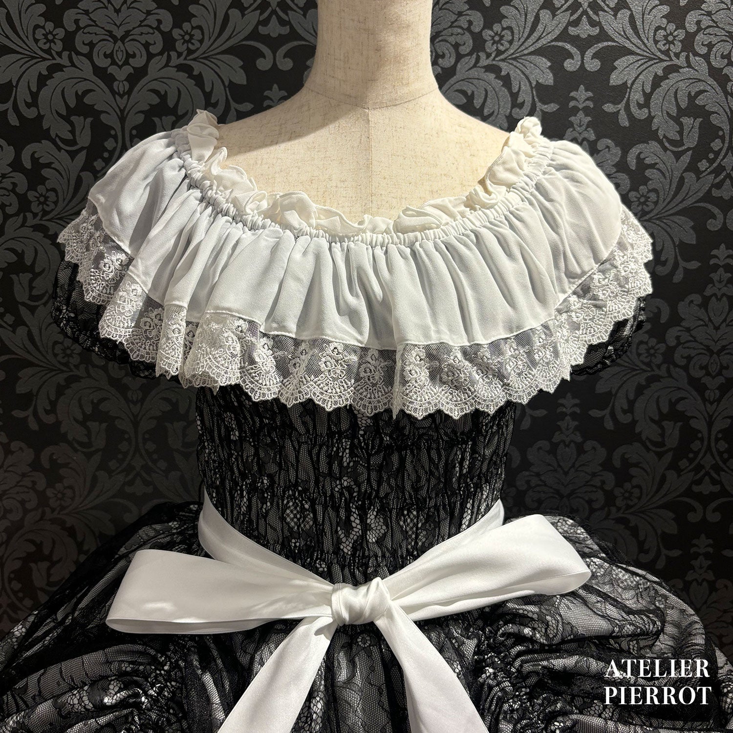 【ATELIER PIERROT】　Ruined Castle Dress　New colorWhite/Bordeaux/New colorPurple/Navy/White×Black/Black　