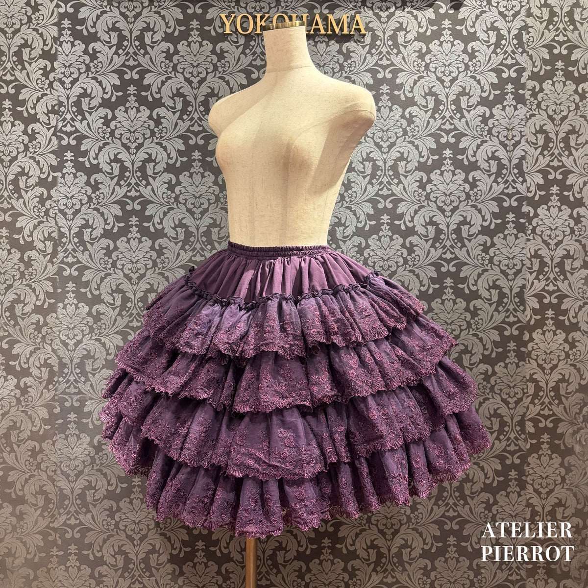 【ATELIER PIERROT】　★Now accepting reservations★ Camellia Lace Tiered SkirtWhite/Pink/Bordeaux/Purple/Navy/Black