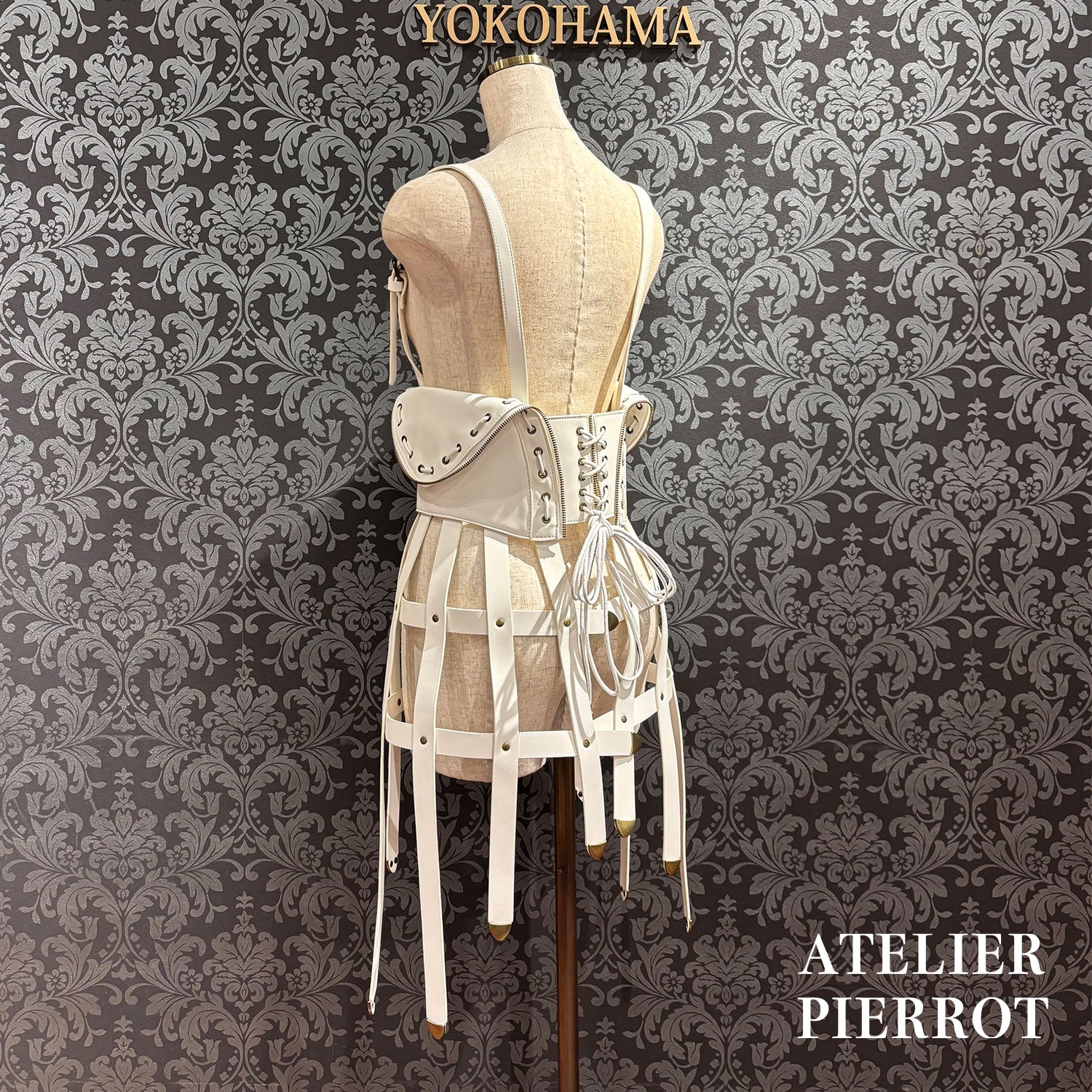 【ATELIER PIERROT】　★ご予約受付中★Sealed Cage Corset Harness　ホワイト/ブラック