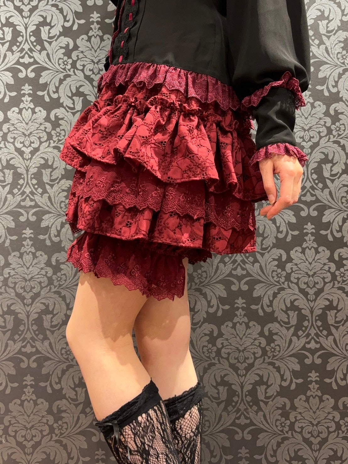 【ATELIER PIERROT] Sanctuaire Spitzenschubladen Weiß/Bordeaux/Schwarz