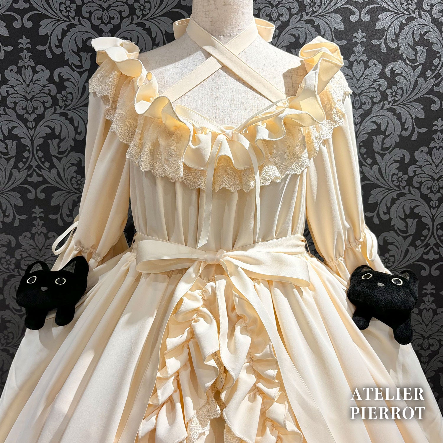 【ATELIER PIERROT】 ★Ahora aceptando reservas★Vestido Nocturno NegroWhite/Marfil/Purple/Navy/Black