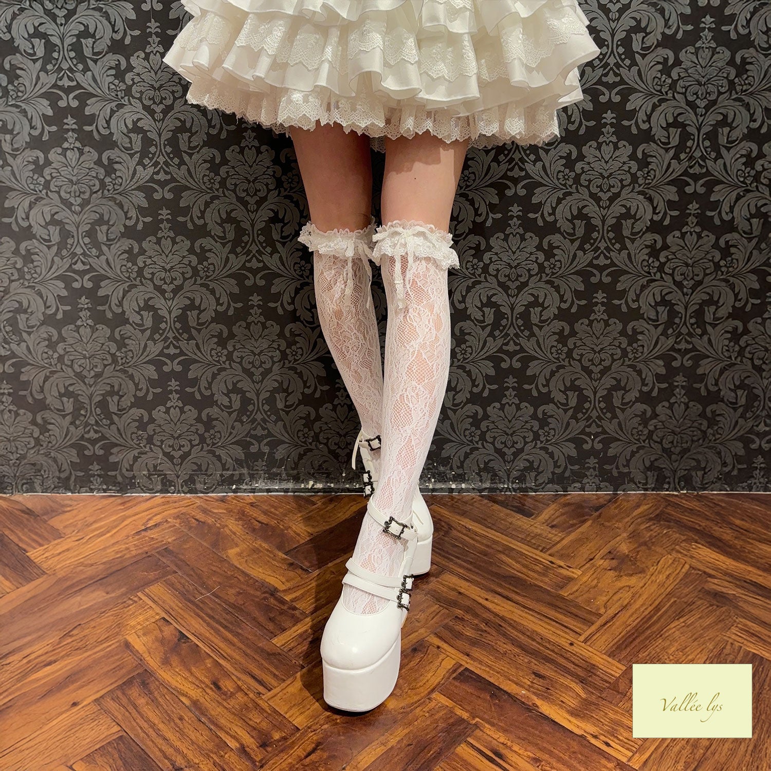[Vallée lys] Valérium Lace Overknee SocksWhite/Ivory/Black　★Released from early to mid-February★