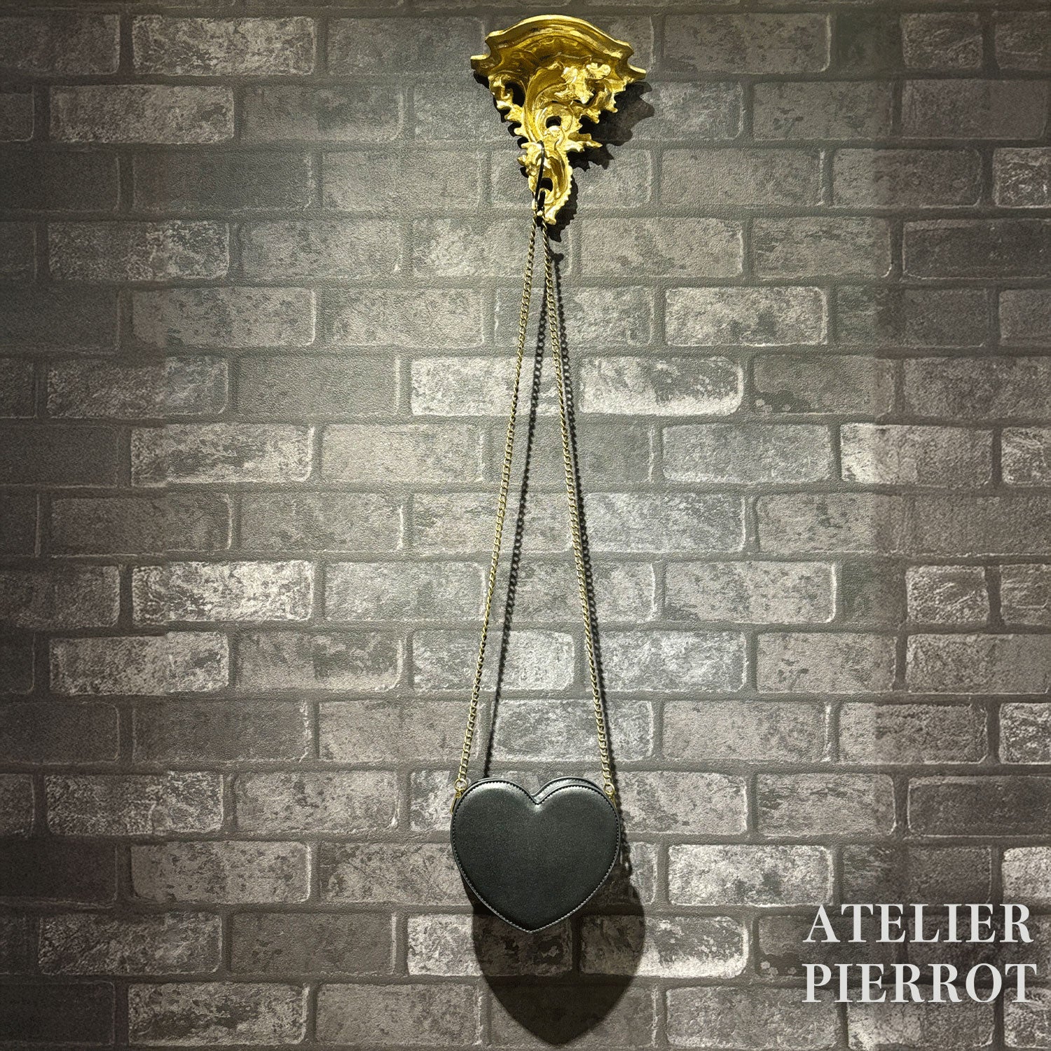 【ATELIER PIERROT】　Mended Heart Shoulder BAG　White/Bordeaux/Black ★Released in mid-February★