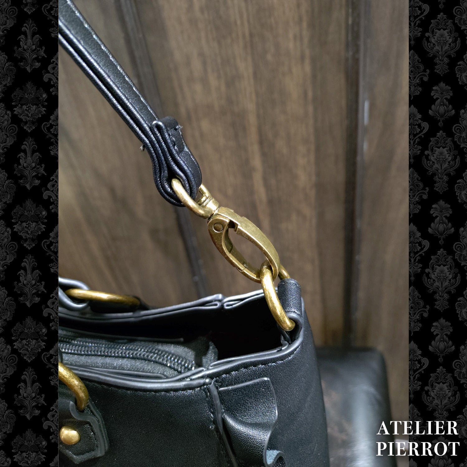 【ATELIER PIERROT】　★ご予約受付中★ “Secret Reliquary” Lace-Up Bag 　ホワイト/ブラック×ボルドー/ブラック