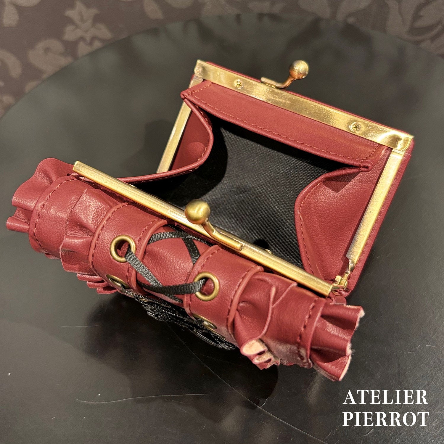 【ATELIER PIERROT】　Doll’s Frill Mini WalletWhite/Bordeaux/Black