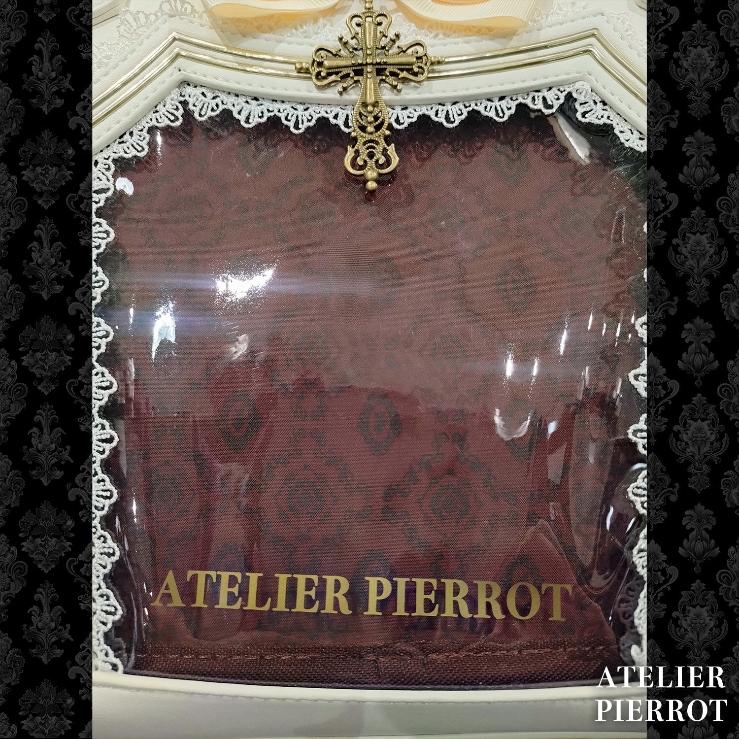 【ATELIER PIERROT】　★ご予約受付中★ “Secret Reliquary” Lace-Up Bag 　ホワイト/ブラック×ボルドー/ブラック