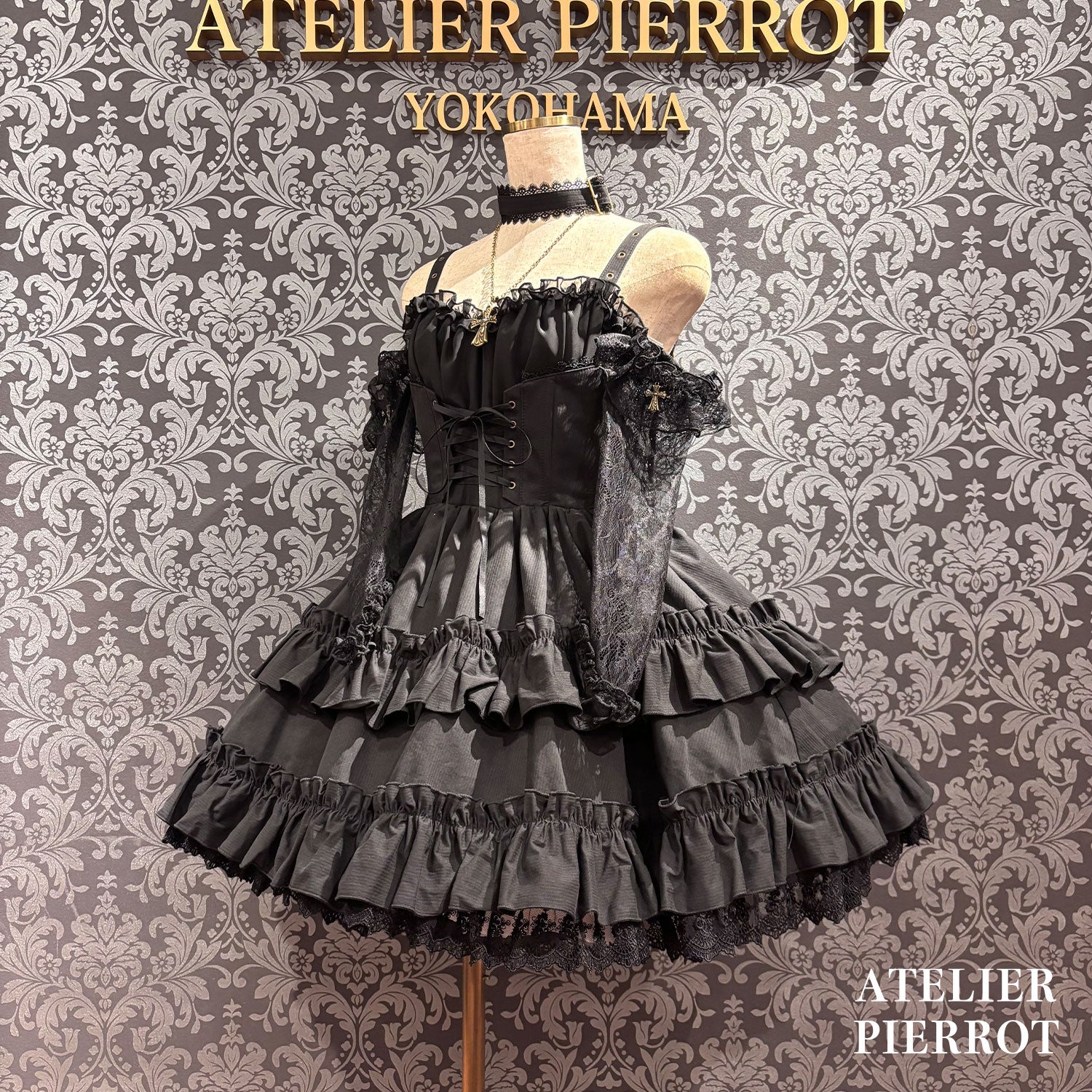 【ATELIER PIERROT】　★ご予約受付中★ Forbidden Prayer Lace Long Gloves  ホワイト/ブラック