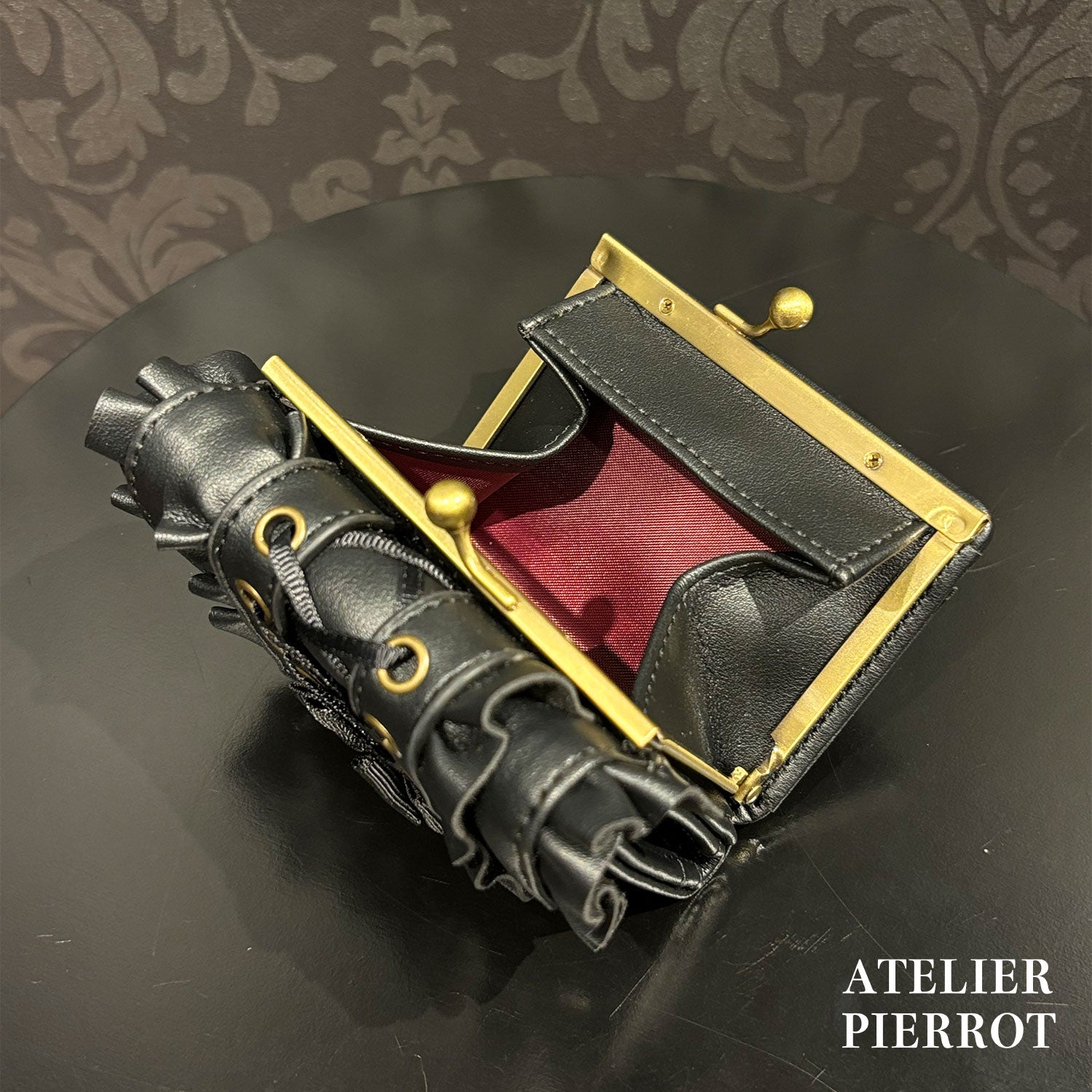 【ATELIER PIERROT】　Doll’s Frill Mini WalletWhite/Bordeaux/Black