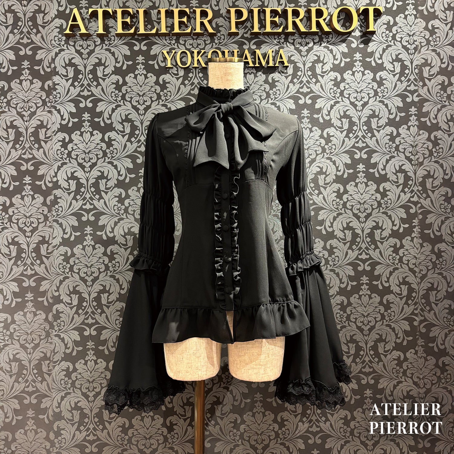[Atelier Pierrot]架子领主公主袖上衣白色/黑色
