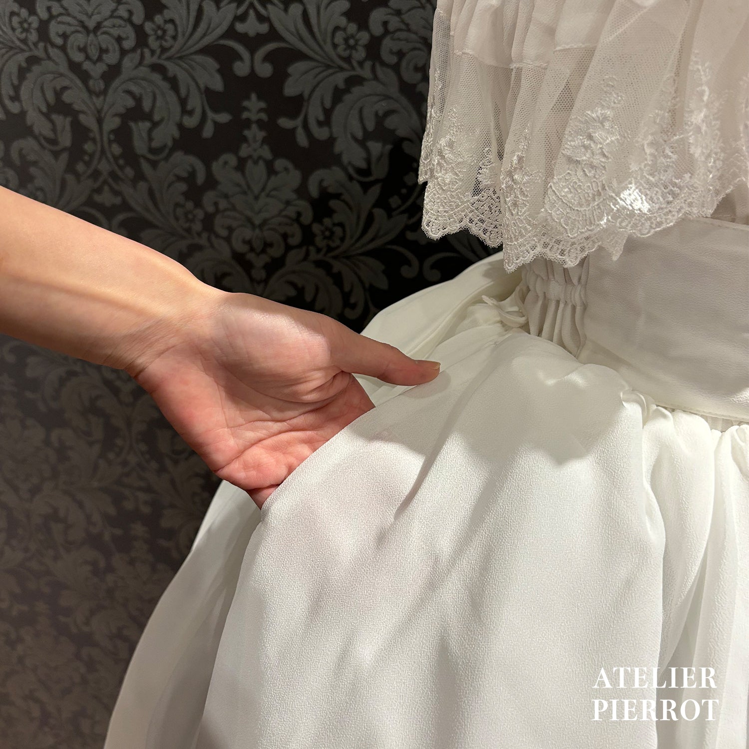 【ATELIER PIERROT】　★ご予約受付中★ Cathedral Veil  Jumper Skirt 　ホワイト/ボルドー/パープル/ネイビー/ブラック　プラスサイズ