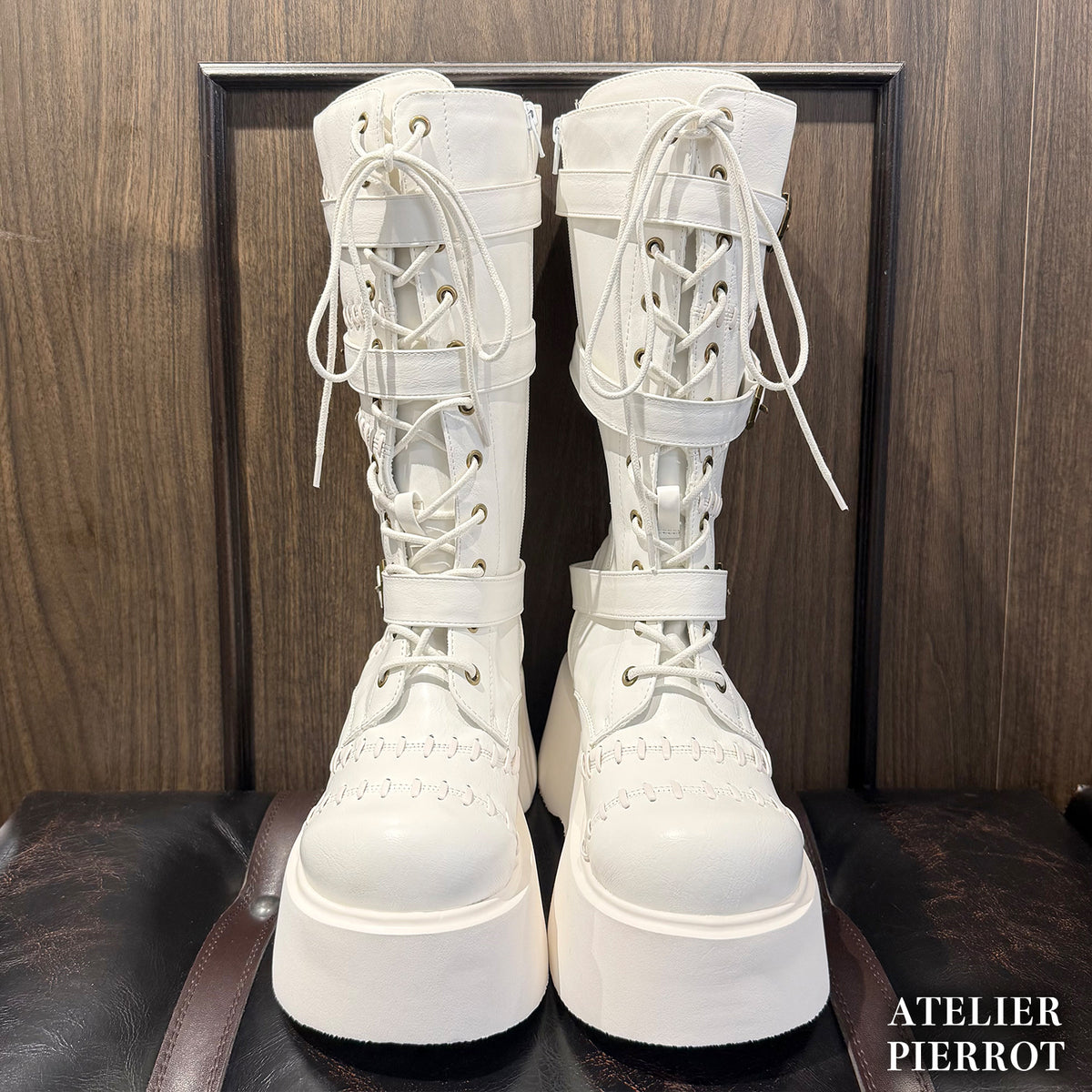 【ATELIER PIERROT】　★ご予約受付中★ “Nocturnal Grave”  Mended Boots　ホワイト/ブロンズ/ブラック  S/M/L/XL