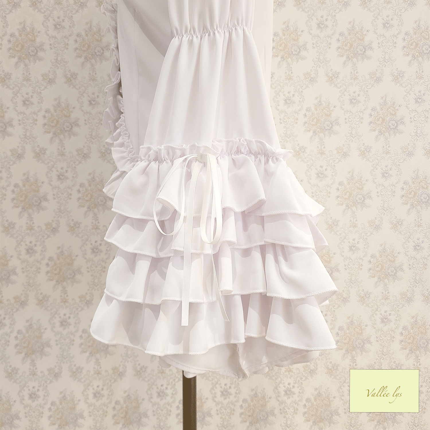 【Vallée lys】ヴァレリス　　Fairy Tale Ruffle Chiffon Bolero　White/ Black