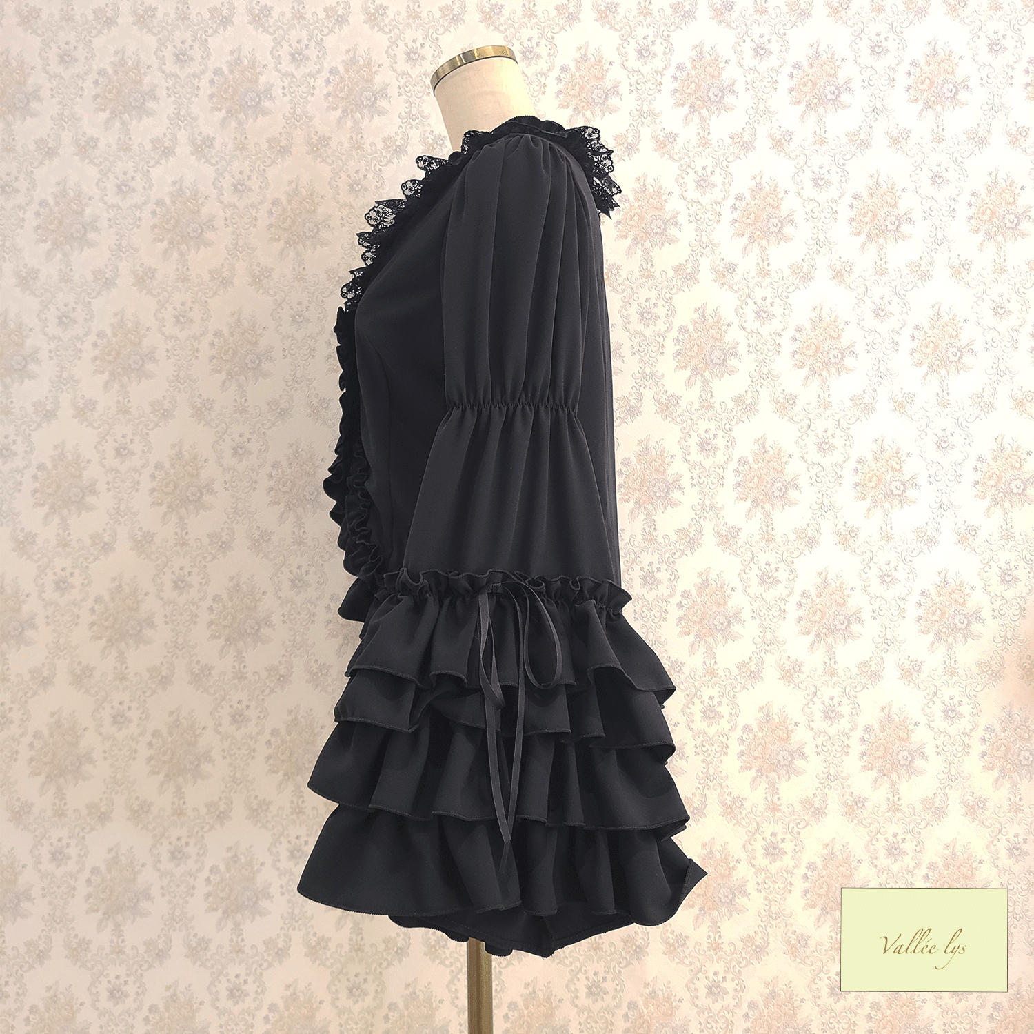 【Vallée lys】ヴァレリス　　Fairy Tale Ruffle Chiffon Bolero　White/ Black