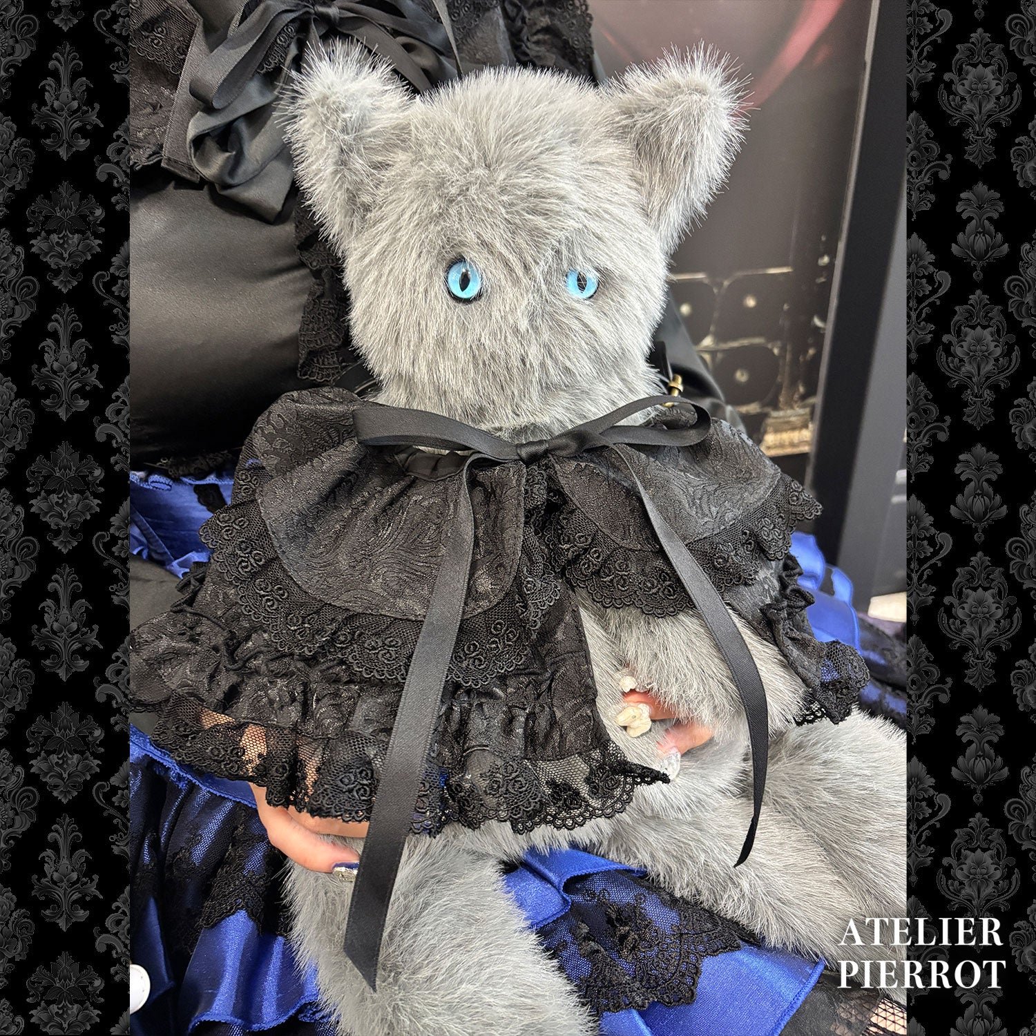 【ATELIER PIERROT】Cape Royal Neko -Cape de poupée gothique Lolita-