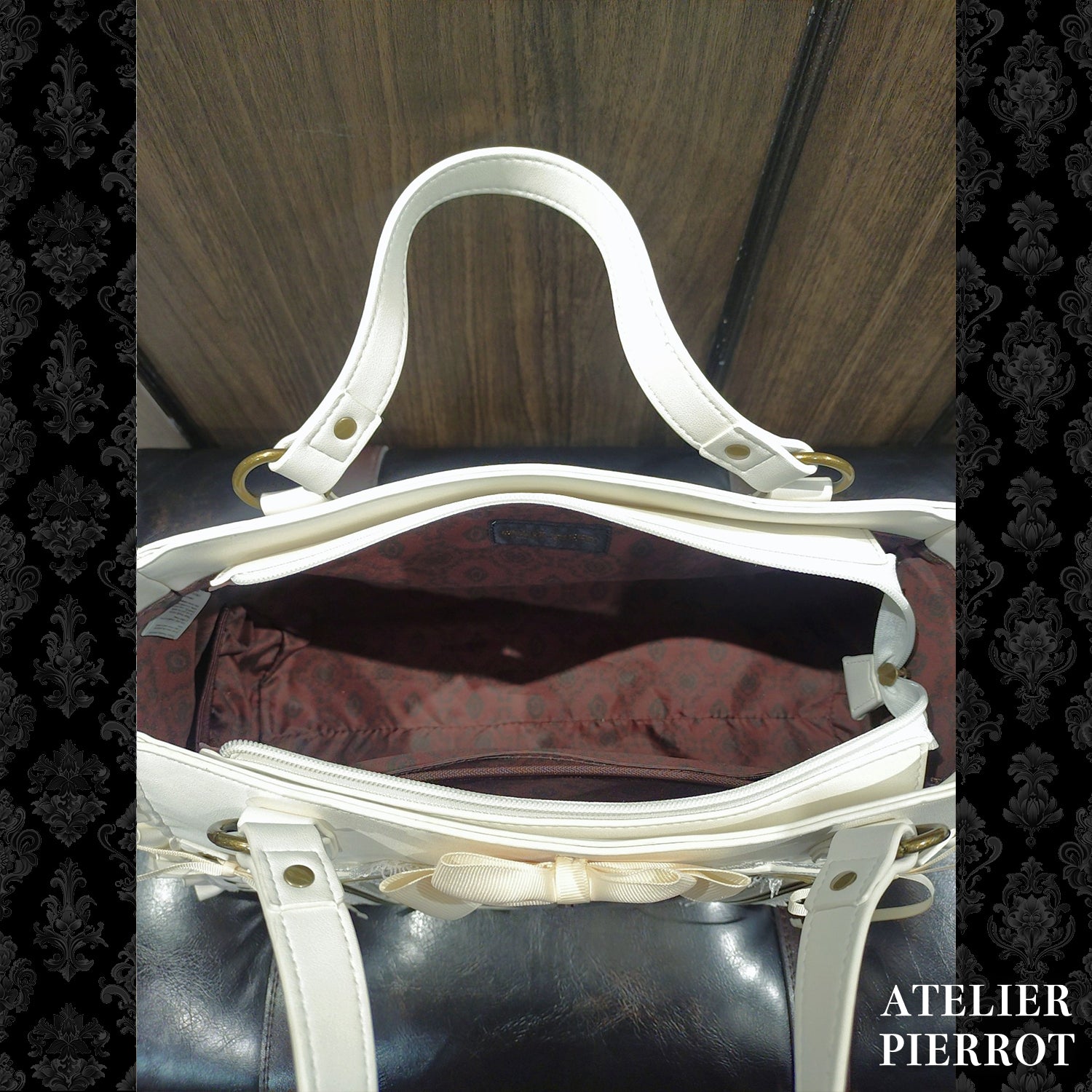 【ATELIER PIERROT】　★ご予約受付中★ “Secret Reliquary” Lace-Up Bag 　ホワイト/ブラック×ボルドー/ブラック