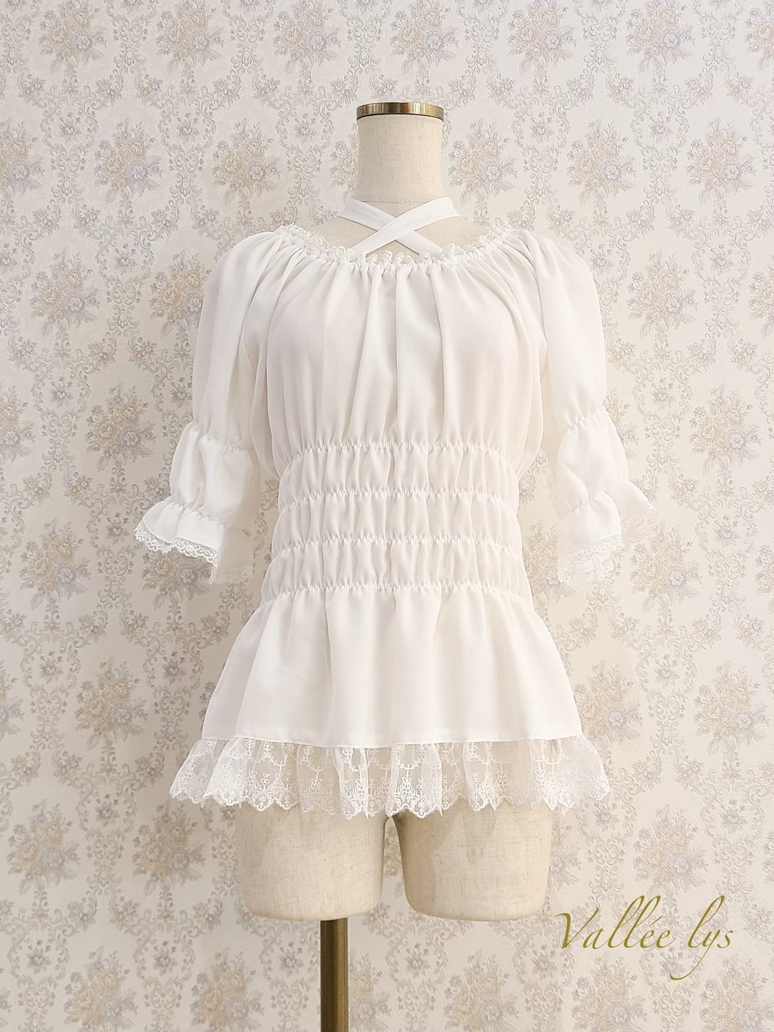 【Vallée lys】ヴァレリス　5分袖シャーリングブラウス　ホワイト/ボルドー/ブラック