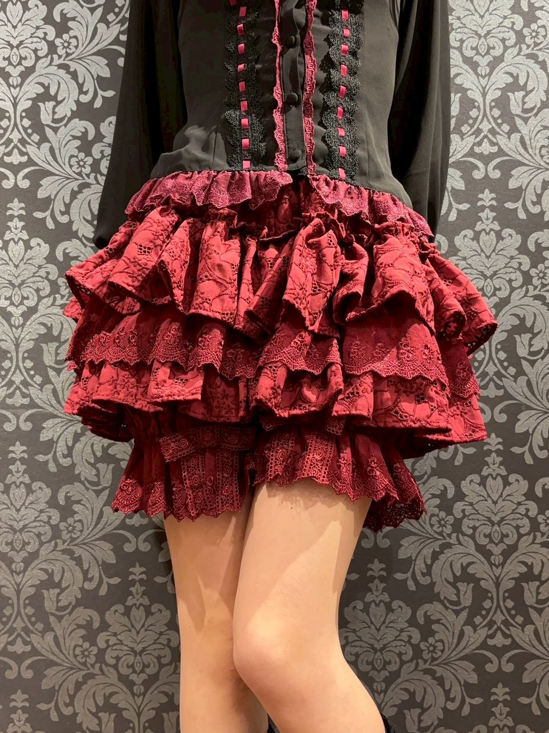 【ATELIER PIERROT] Sanctuaire Spitzenschubladen Weiß/Bordeaux/Schwarz