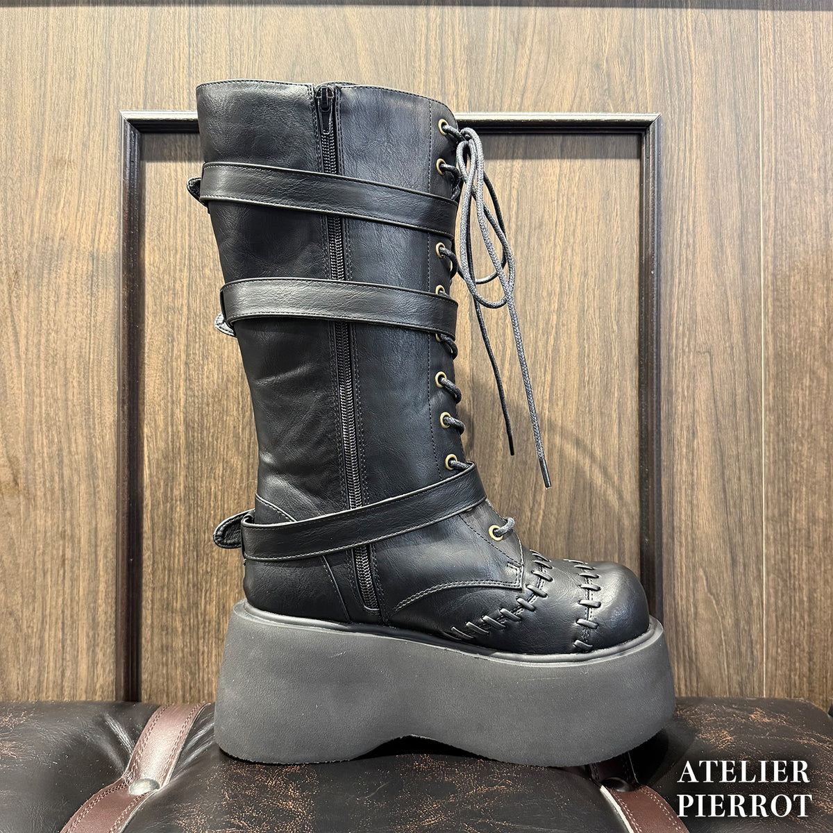 【ATELIER PIERROT】　★ご予約受付中★ “Nocturnal Grave”  Mended Boots　ホワイト/ブロンズ/ブラック  S/M/L/XL