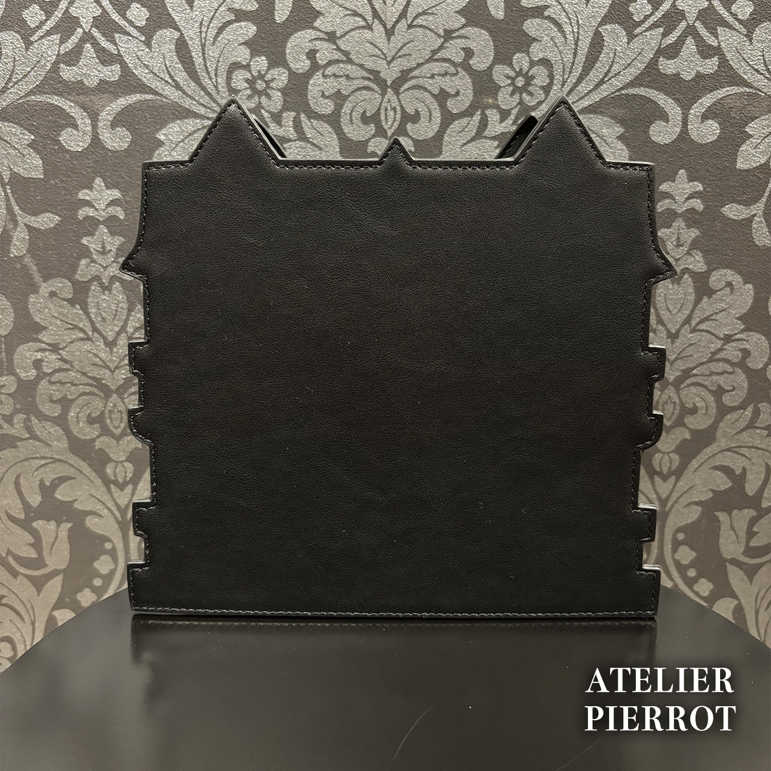 【ATELIER PIERROT】　Haunted House Pochette　ホワイト/パープル/ブラック　★11月中旬〜下旬発売★