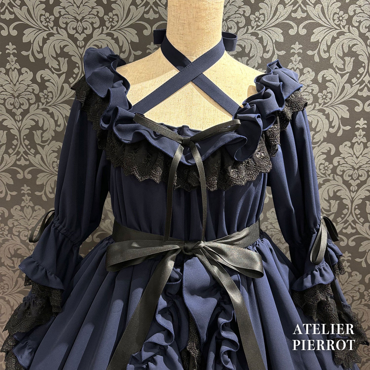 【ATELIER PIERROT】 ★Ahora aceptando reservas★Vestido Nocturno NegroWhite/Marfil/Purple/Navy/Black