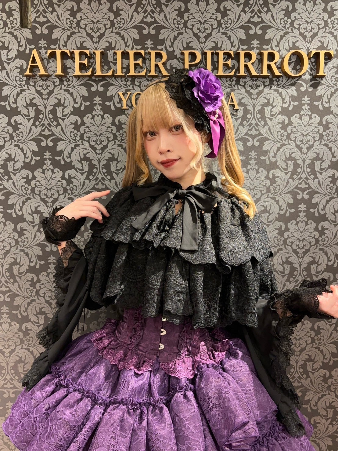 【ATELIER PIERROT】　★Jetzt Reservierungen entgegennehmen★Chantilly-Spitzen-CapeletWhite/Black