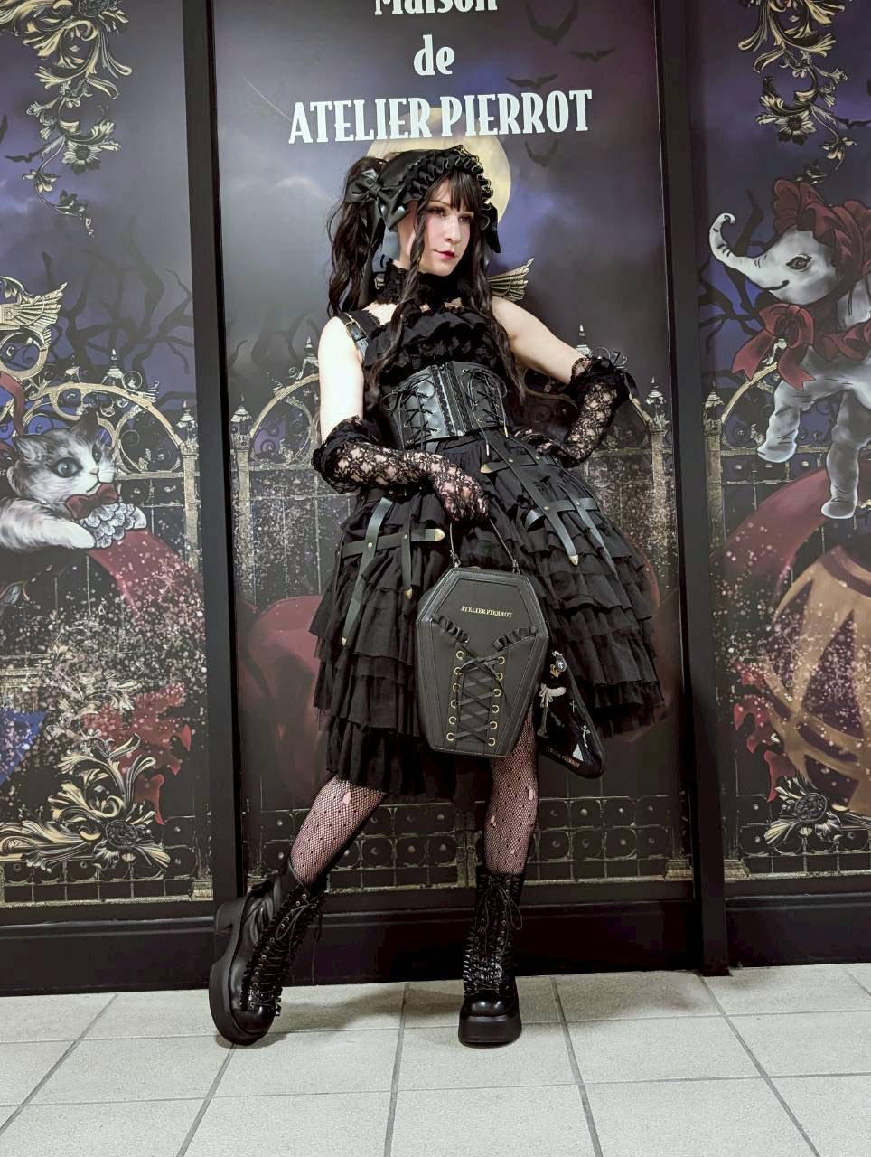 【ATELIER PIERROT】　Chunky Frilled Ribbon Boots　ホワイト/ブラック　S /M /L/XL★紅白限定セール10％OFF!!1/20(火)まで★