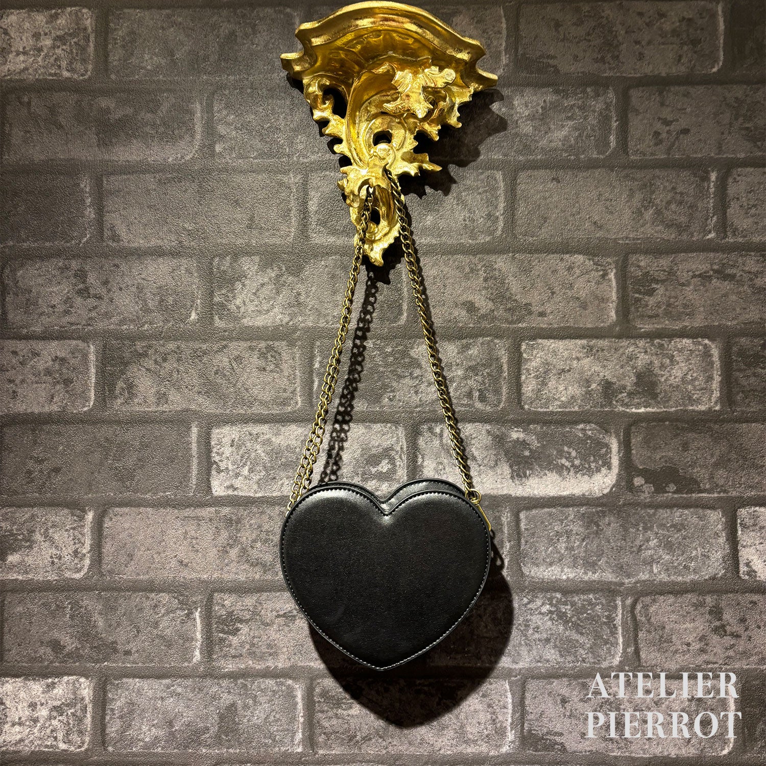 【ATELIER PIERROT】　Mended Heart Shoulder BAG　White/Bordeaux/Black ★Released in mid-February★