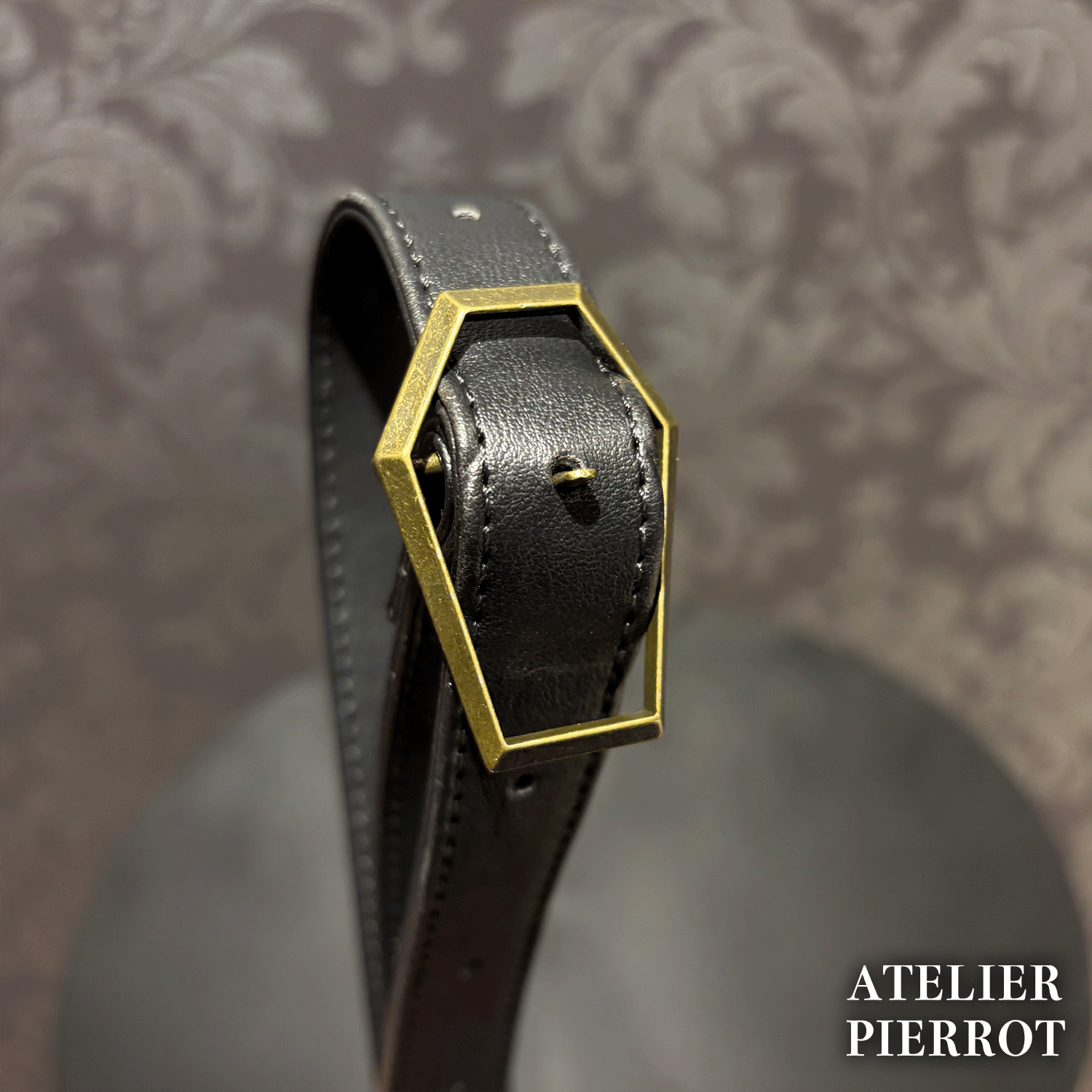 【ATELIER PIERROT】　Pochette a la carte Series　Smartphone Multi Case~Coffin~　★12月中旬発売★