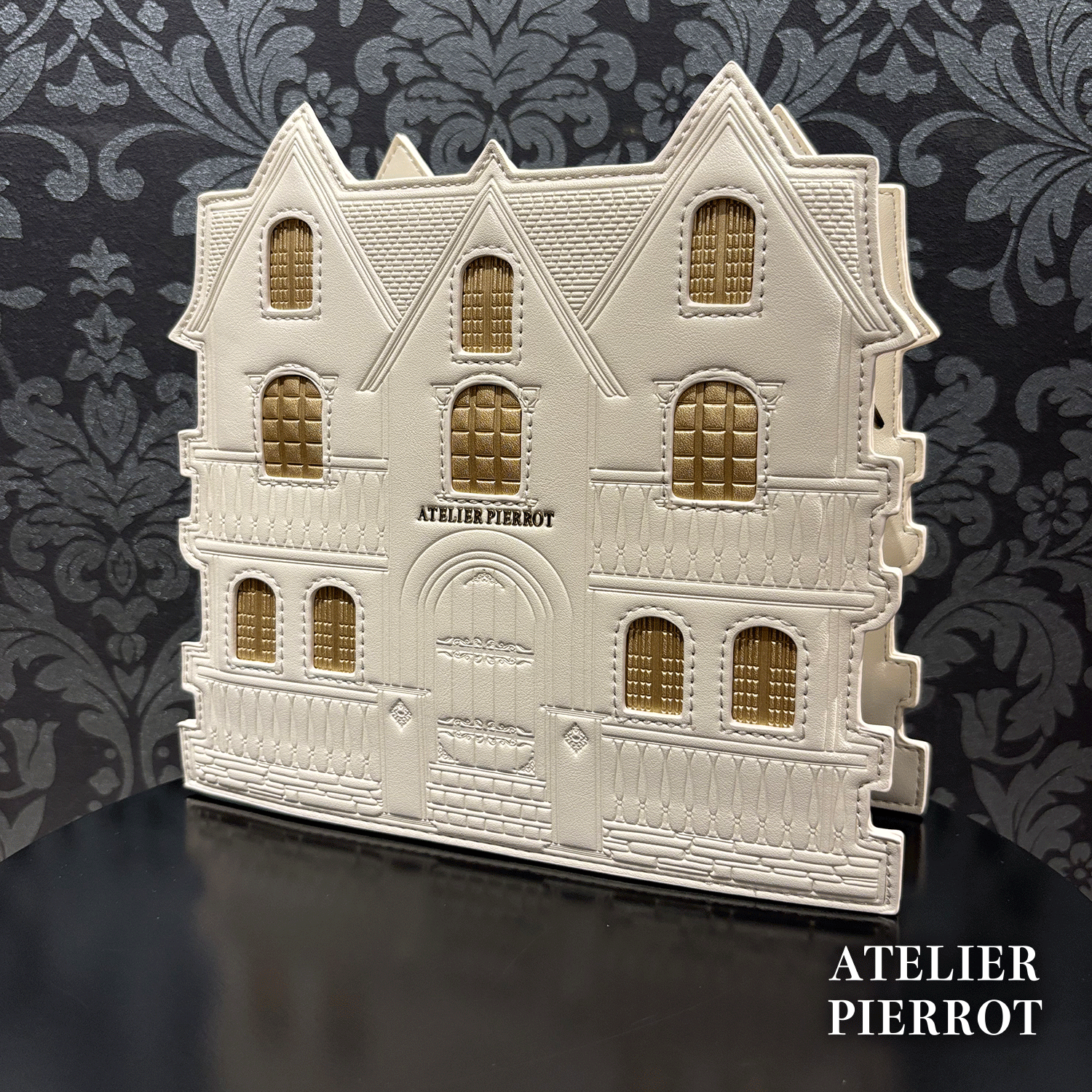 【ATELIER PIERROT】　Haunted House Pochette　ホワイト/パープル/ブラック　★11月中旬〜下旬発売★