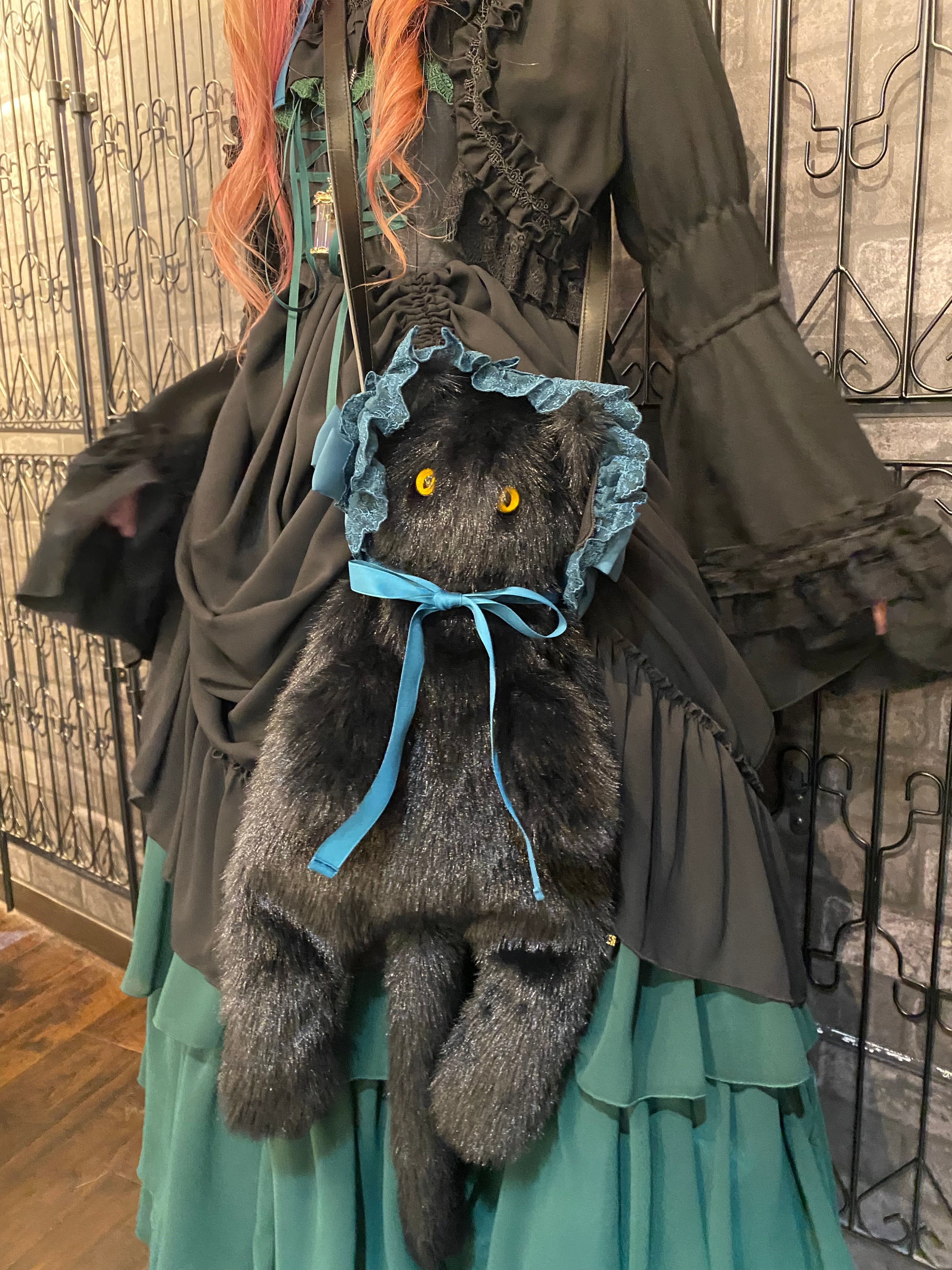 【ATELIER PIERROT】 Neko Shoulder Bag 드레스 업 룩