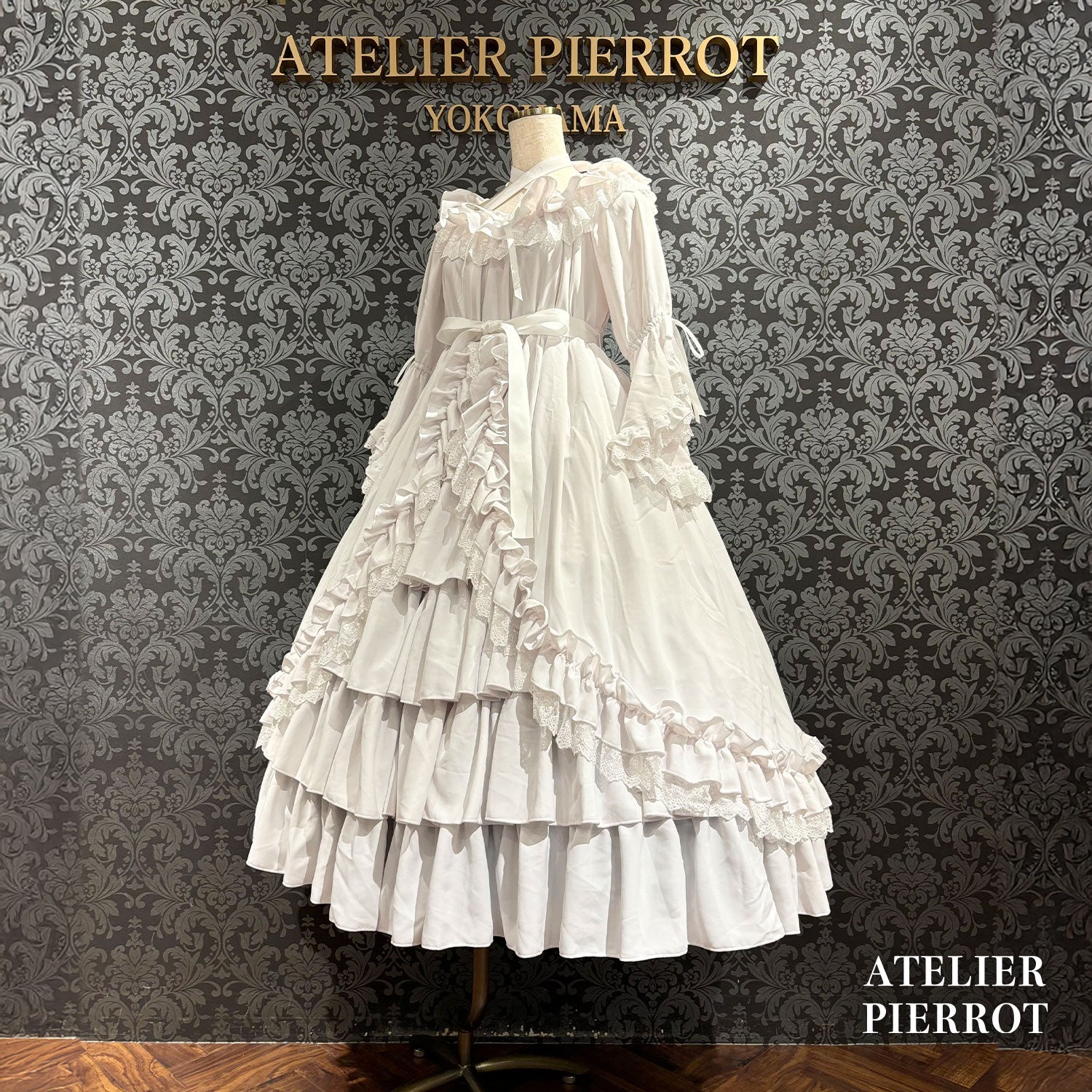 【ATELIER PIERROT】 ★Ahora aceptando reservas★Vestido Nocturno NegroWhite/Marfil/Purple/Navy/Black