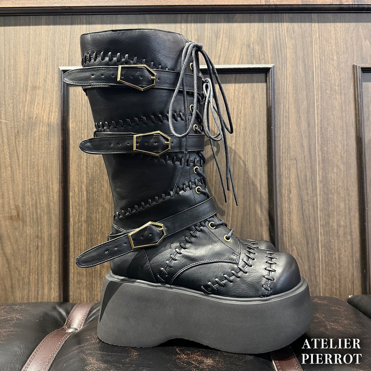 【ATELIER PIERROT】　★ご予約受付中★ “Nocturnal Grave”  Mended Boots　ホワイト/ブロンズ/ブラック  S/M/L/XL