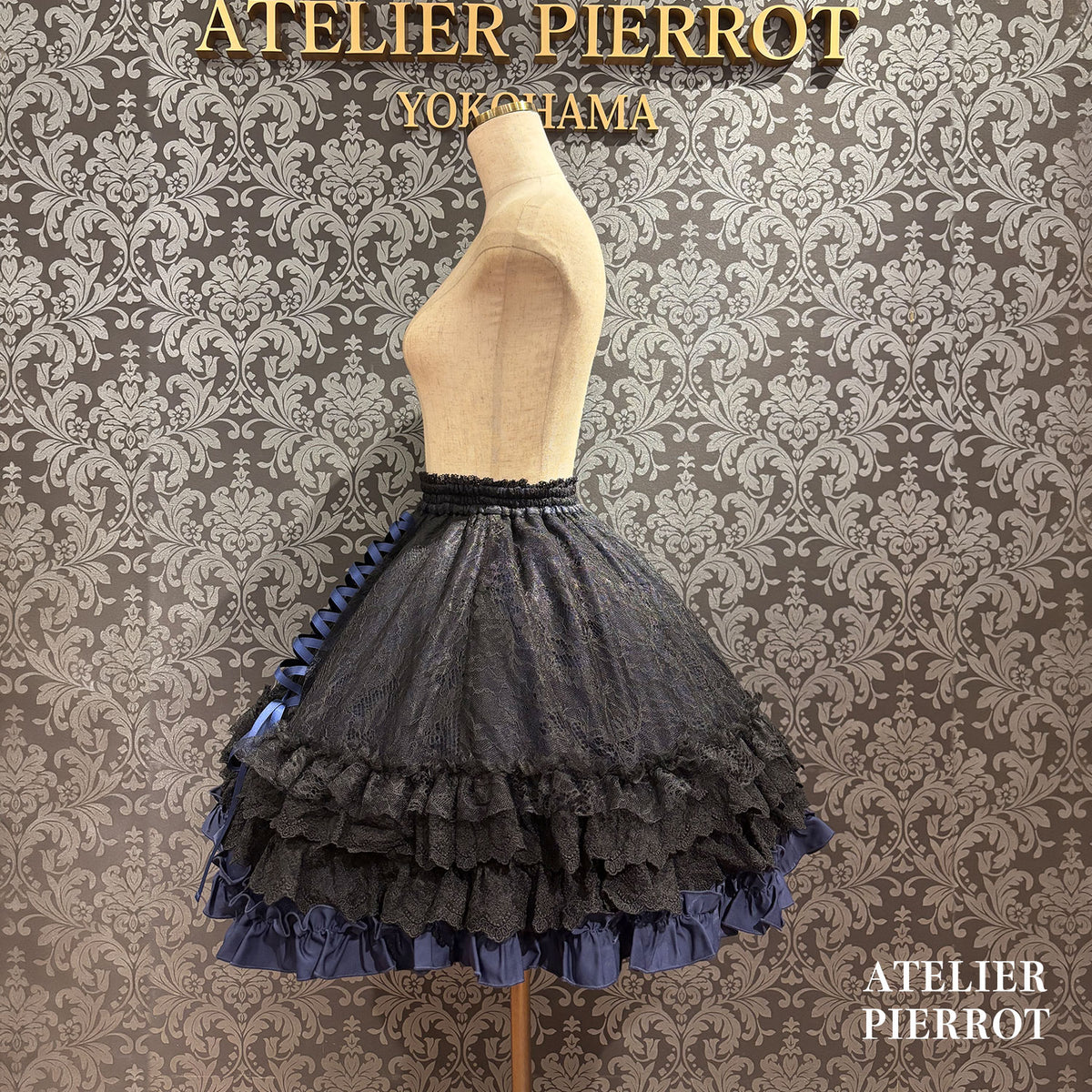 【ATELIER PIERROT】　★现已接受预订★ Lacrimosa 系带裙White/Bordeaux/Purple/Navy/Black